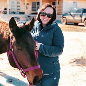 Meet your Posher, Abby